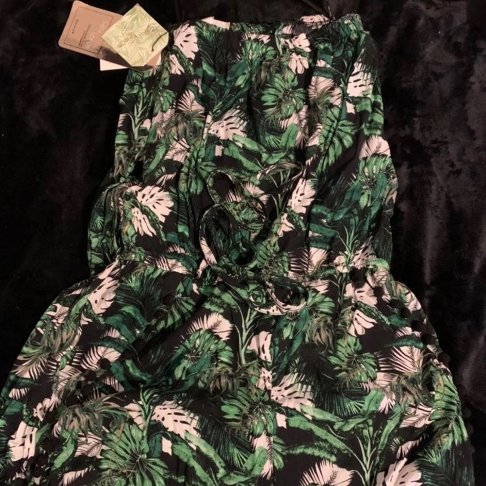 Leaf Print Tropical Sleeveless Romper